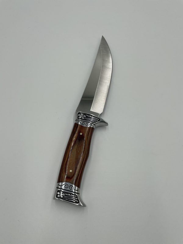Cutite, Cutite de inalta calitate, Cele mai populare cutite la UniversulCutitelor, Cutite vanatoresti de calitate, Bricege tactice,bricege universale, Cutite tactice din materiale premium, Satare pentru bucatarie, Cutite pentru bucatarie,cutite pentru macelari, Topoare cu greutati variate,topoare,topoare vanatoare, cutite vanatoare,bricege, cutite vanatoare, cutit profesional, cutite bucatarie, oferte cutite bucatatie, set cutite bucatarie, satare,briceag, briceag de calitate, briceag tactic, cutit tactic, kit-uri supravietuire, kit supravietuire,
