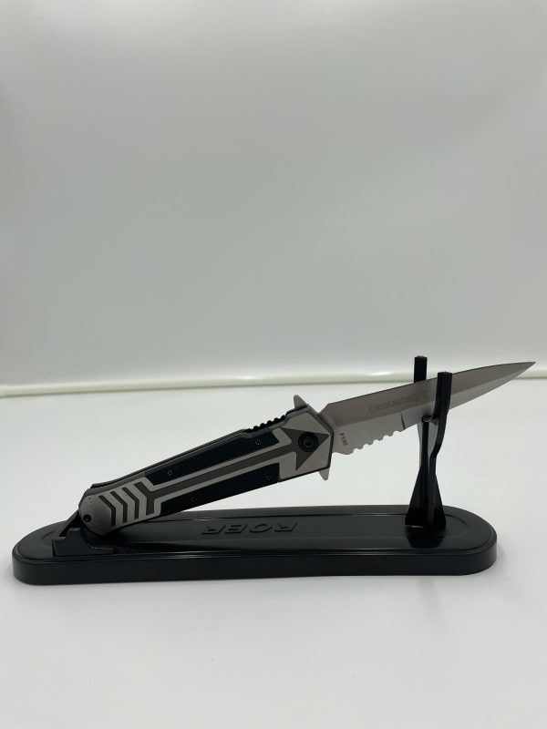 Cutite, Cutite de inalta calitate, Cele mai populare cutite la UniversulCutitelor, Cutite vanatoresti de calitate, Bricege tactice,bricege universale, Cutite tactice din materiale premium, Satare pentru bucatarie, Cutite pentru bucatarie,cutite pentru macelari, Topoare cu greutati variate,topoare,topoare vanatoare, cutite vanatoare,bricege, cutite vanatoare, cutit profesional, cutite bucatarie, oferte cutite bucatatie, set cutite bucatarie, satare,briceag, briceag de calitate, briceag tactic, cutit tactic, kit-uri supravietuire, kit supravietuire,