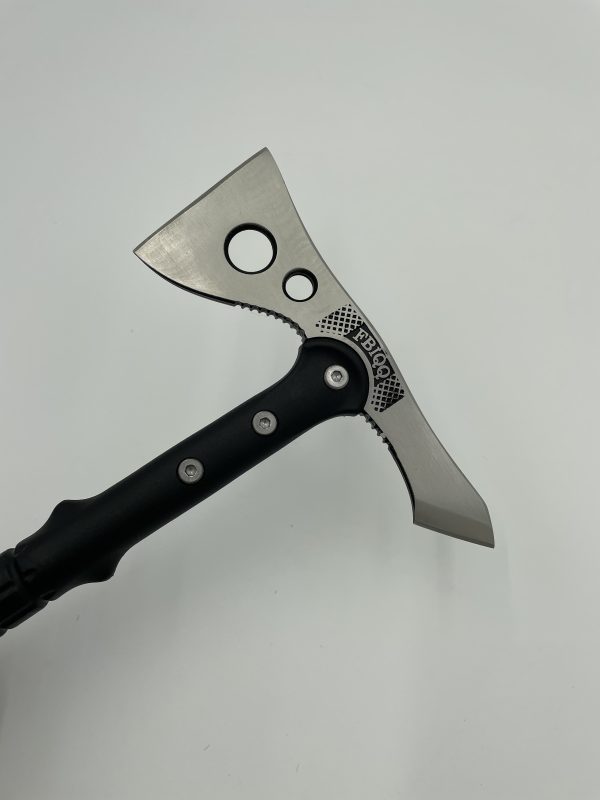 Cutite, Cutite de inalta calitate, Cele mai populare cutite la UniversulCutitelor, Cutite vanatoresti de calitate, Bricege tactice,bricege universale, Cutite tactice din materiale premium, Satare pentru bucatarie, Cutite pentru bucatarie,cutite pentru macelari, Topoare cu greutati variate,topoare,topoare vanatoare, cutite vanatoare,bricege, cutite vanatoare, cutit profesional, cutite bucatarie, oferte cutite bucatatie, set cutite bucatarie, satare,briceag, briceag de calitate, briceag tactic, cutit tactic, kit-uri supravietuire, kit supravietuire,