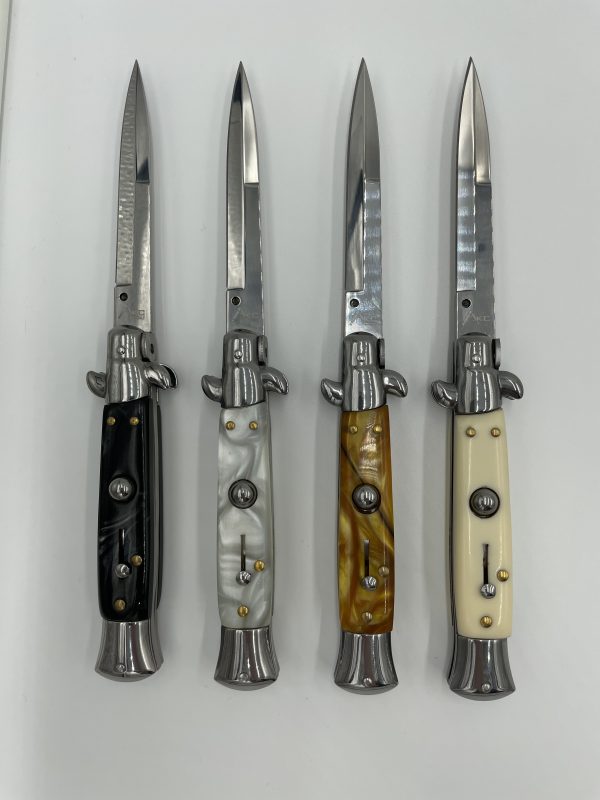 Cutite, Cutite de inalta calitate, Cele mai populare cutite la UniversulCutitelor, Cutite vanatoresti de calitate, Bricege tactice,bricege universale, Cutite tactice din materiale premium, Satare pentru bucatarie, Cutite pentru bucatarie,cutite pentru macelari, Topoare cu greutati variate,topoare,topoare vanatoare, cutite vanatoare,bricege, cutite vanatoare, cutit profesional, cutite bucatarie, oferte cutite bucatatie, set cutite bucatarie, satare,briceag, briceag de calitate, briceag tactic, cutit tactic, kit-uri supravietuire, kit supravietuire,