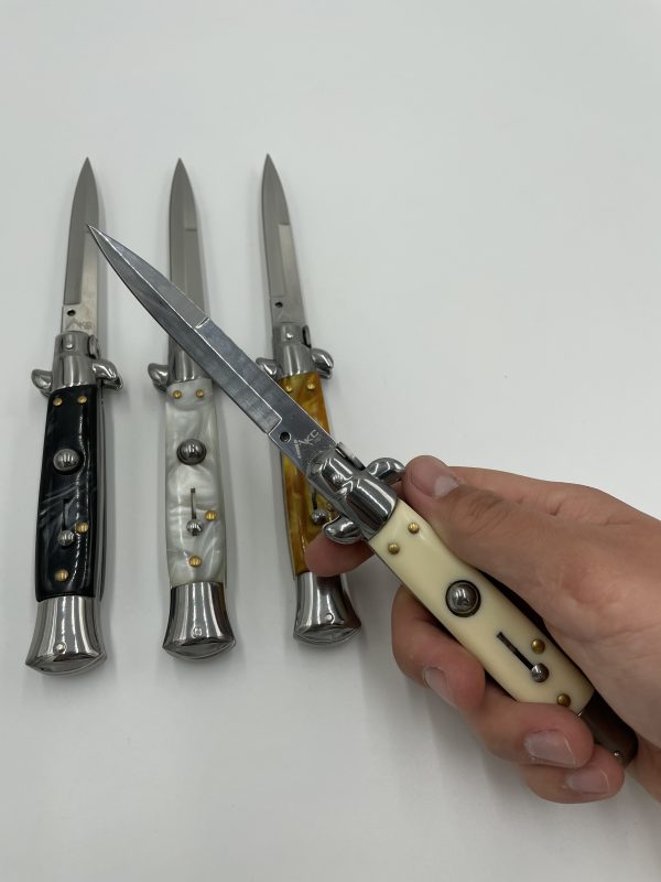 Cutite, Cutite de inalta calitate, Cele mai populare cutite la UniversulCutitelor, Cutite vanatoresti de calitate, Bricege tactice,bricege universale, Cutite tactice din materiale premium, Satare pentru bucatarie, Cutite pentru bucatarie,cutite pentru macelari, Topoare cu greutati variate,topoare,topoare vanatoare, cutite vanatoare,bricege, cutite vanatoare, cutit profesional, cutite bucatarie, oferte cutite bucatatie, set cutite bucatarie, satare,briceag, briceag de calitate, briceag tactic, cutit tactic, kit-uri supravietuire, kit supravietuire,